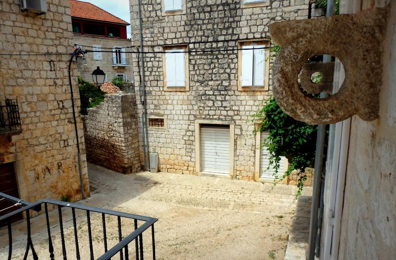 Guesthouse Torga Vis Island Екстер'єр фото